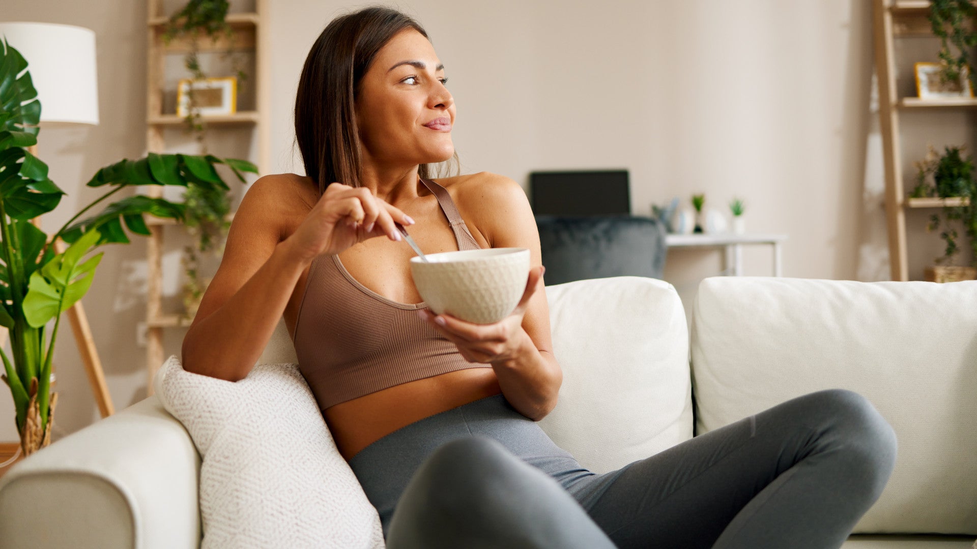 10 Healthy Fat-Burning Snacks for Women
