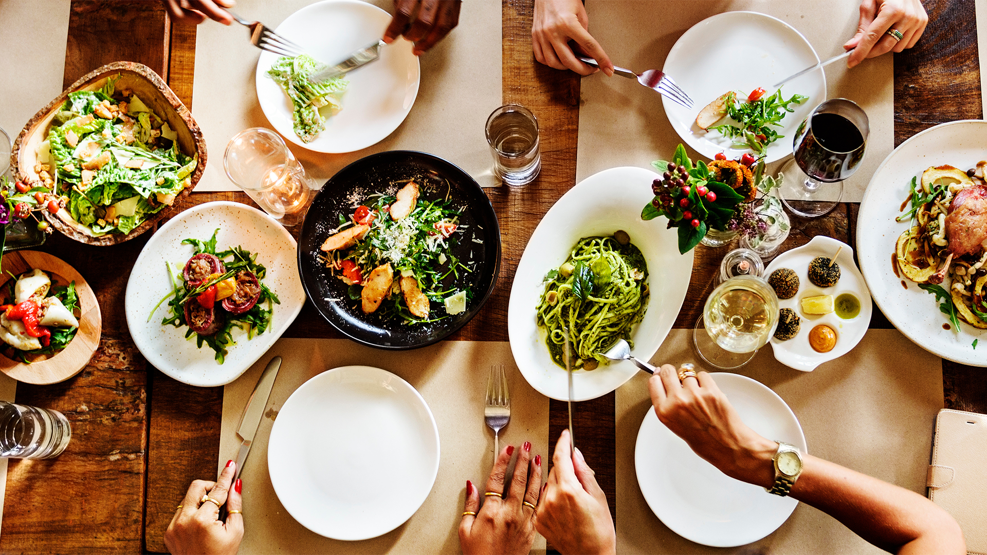 eating out and staying healthy